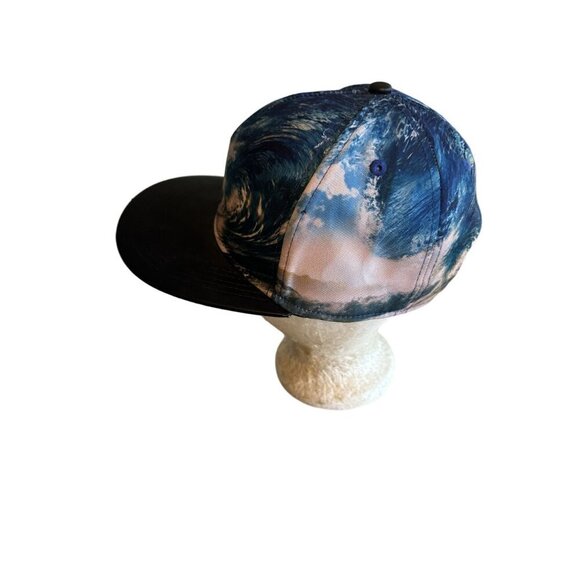 Sky-Themed Snapback Hat Adjustable Fit 100% Polyester Made In China - Picture 3 of 5